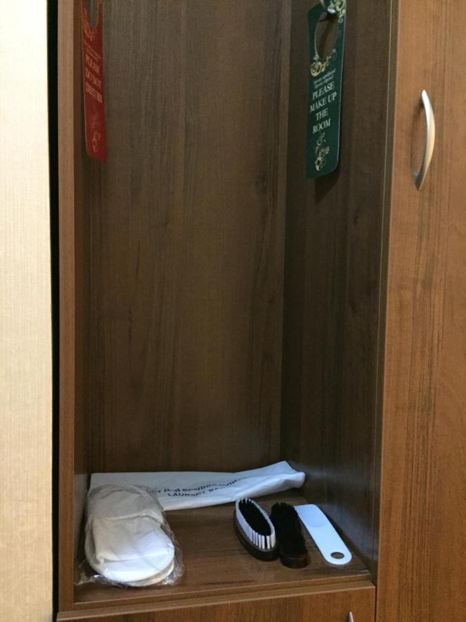 Hotel Tourist 리우네 외부 사진